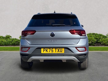 Used Volkswagen T-Roc 2025 for sale - 76142969: Photo