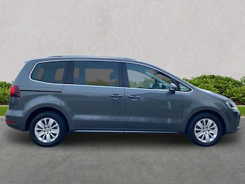 Used Volkswagen Sharan 2021 for sale - 76194489: Photo