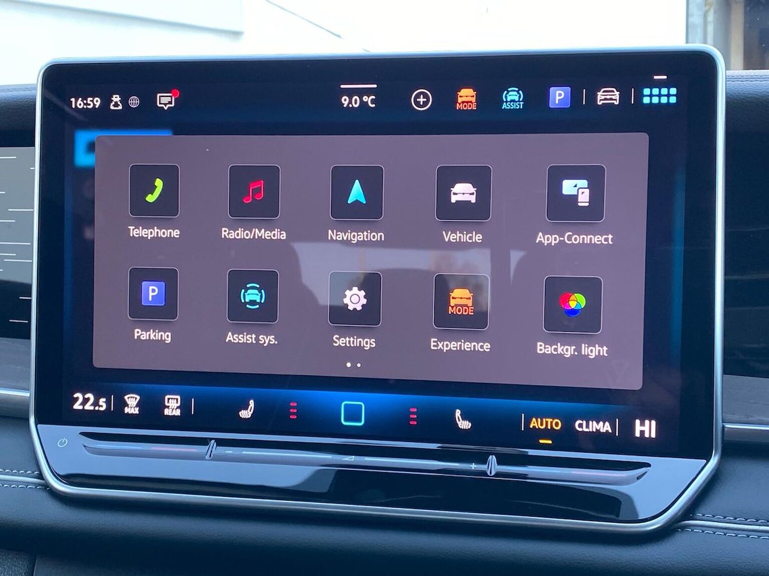 Used Volkswagen Touran 2025 for sale - 76725942: Photo 11