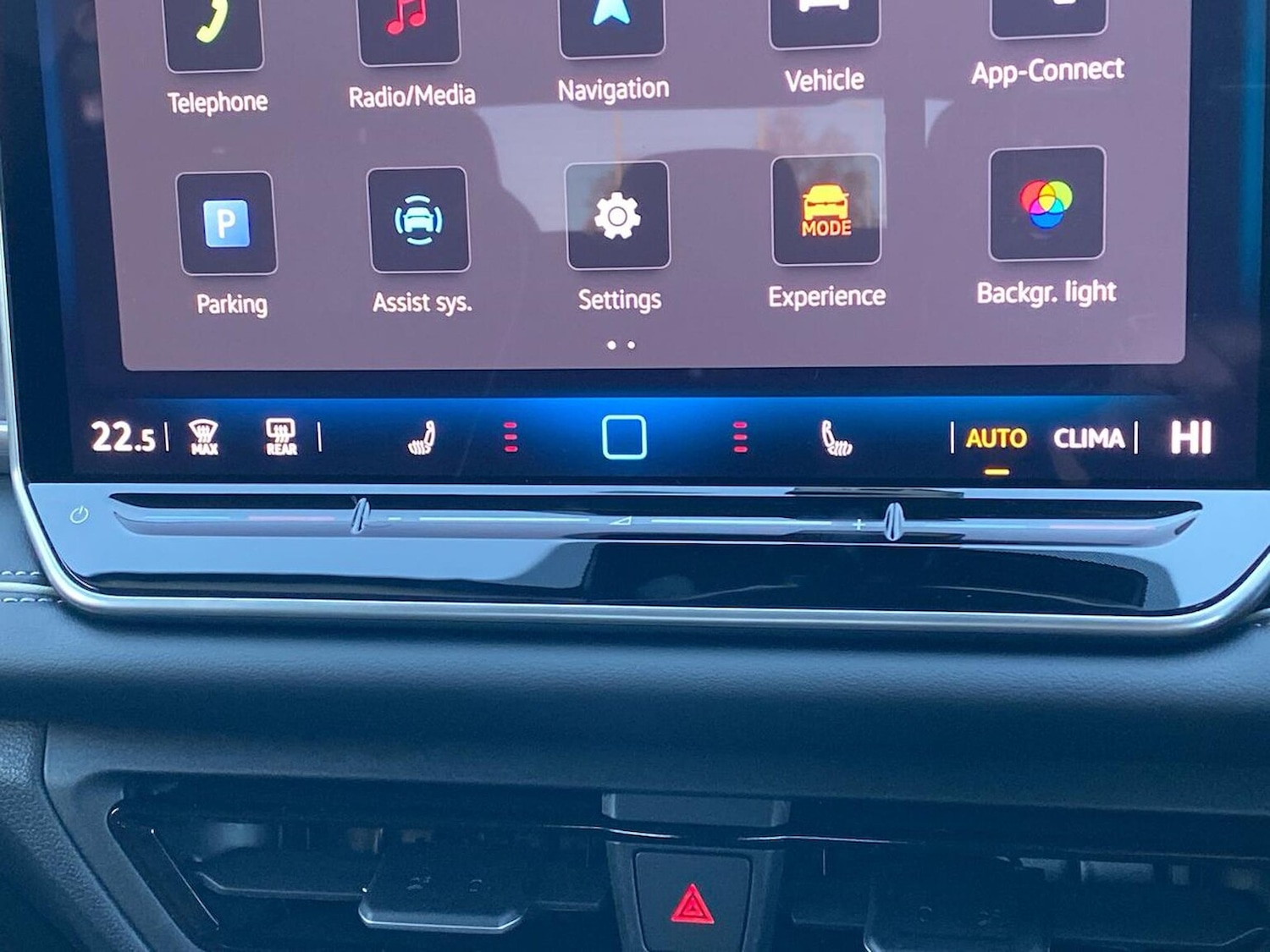 Used Volkswagen Touran 2025 for sale - 76725942: Photo 12