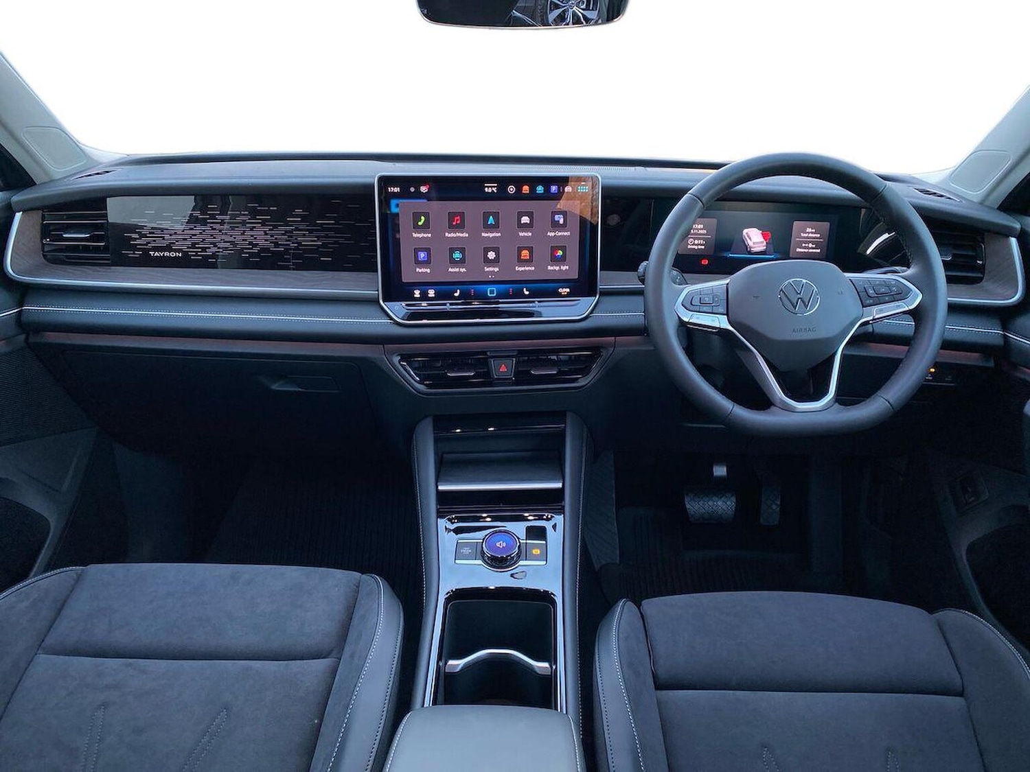 Used Volkswagen Touran 2025 for sale - 76725942: Photo 8