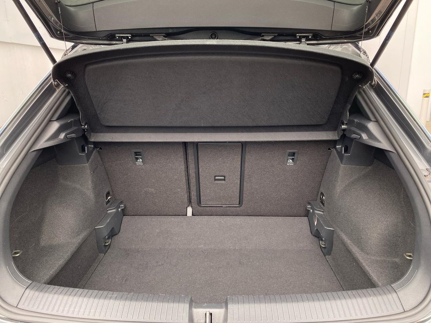 Used Volkswagen T-Roc 2020 for sale - 76693436: Photo 17