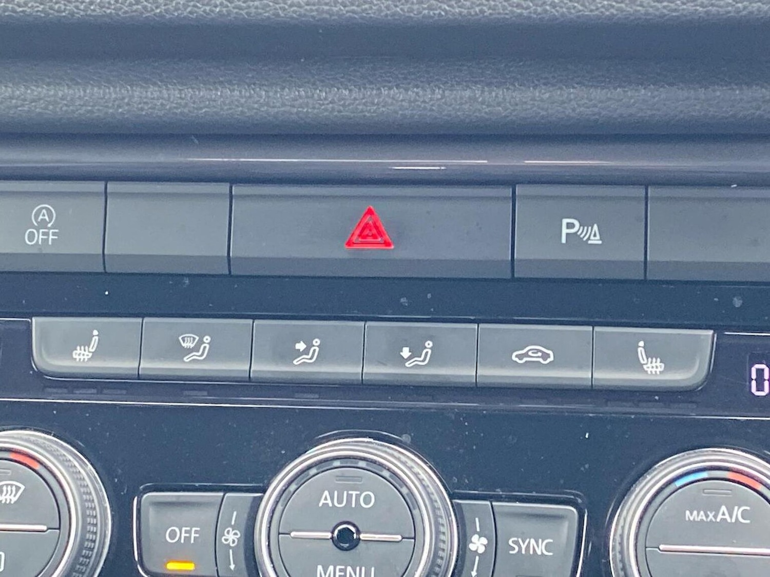 Used Volkswagen T-Roc 2020 for sale - 76693436: Photo 22