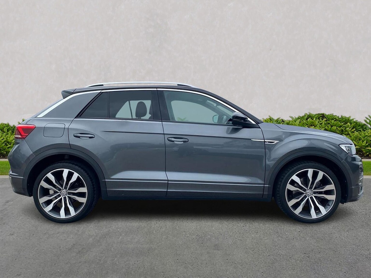 Used Volkswagen T-Roc 2020 for sale - 76693436: Photo 3