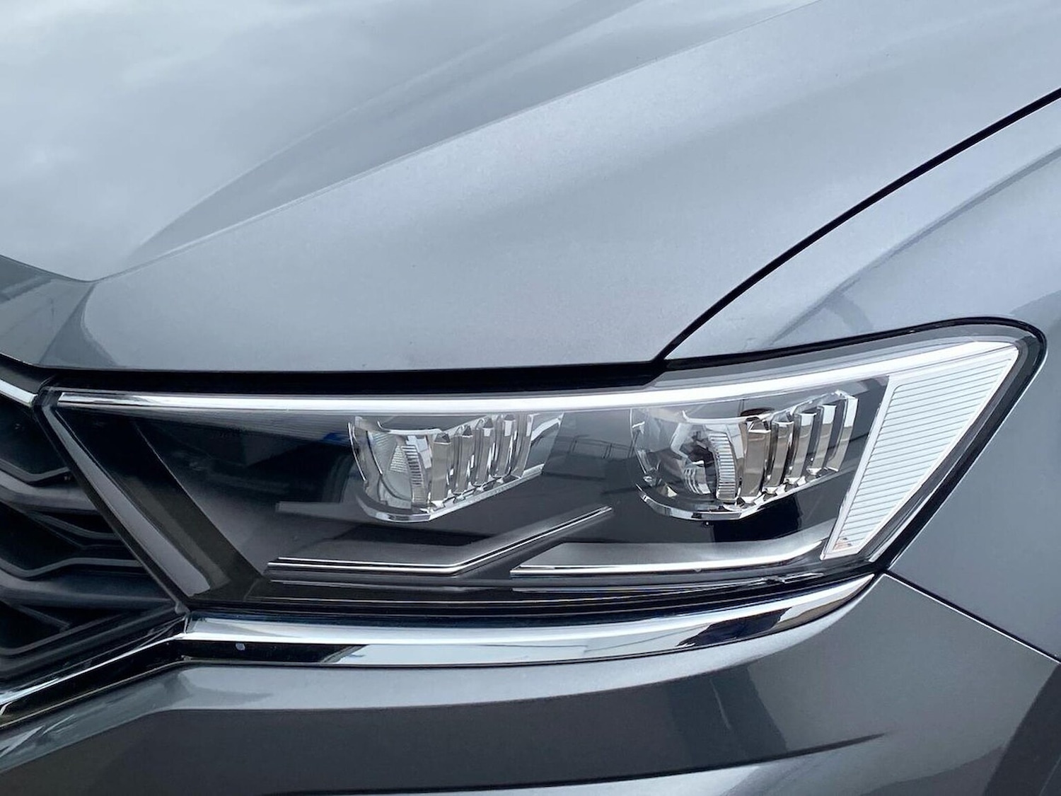 Used Volkswagen T-Roc 2020 for sale - 76693436: Photo 32