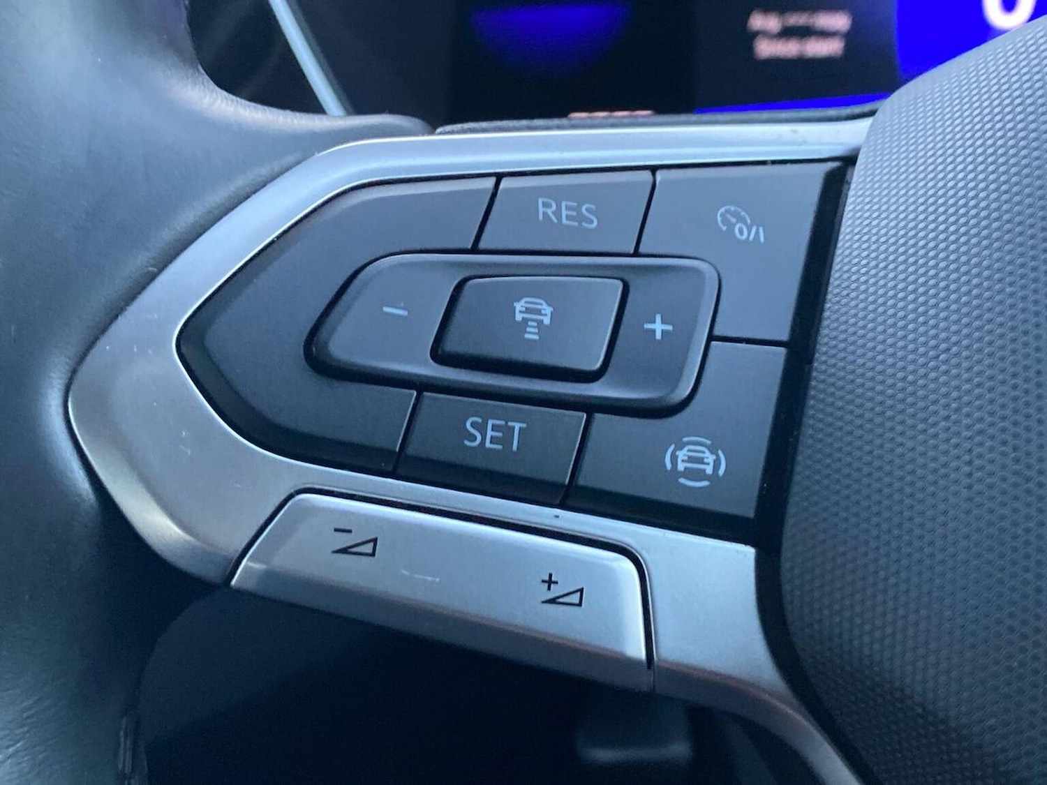 Used Volkswagen T-Cross 2022 for sale - 76643573: Photo 27