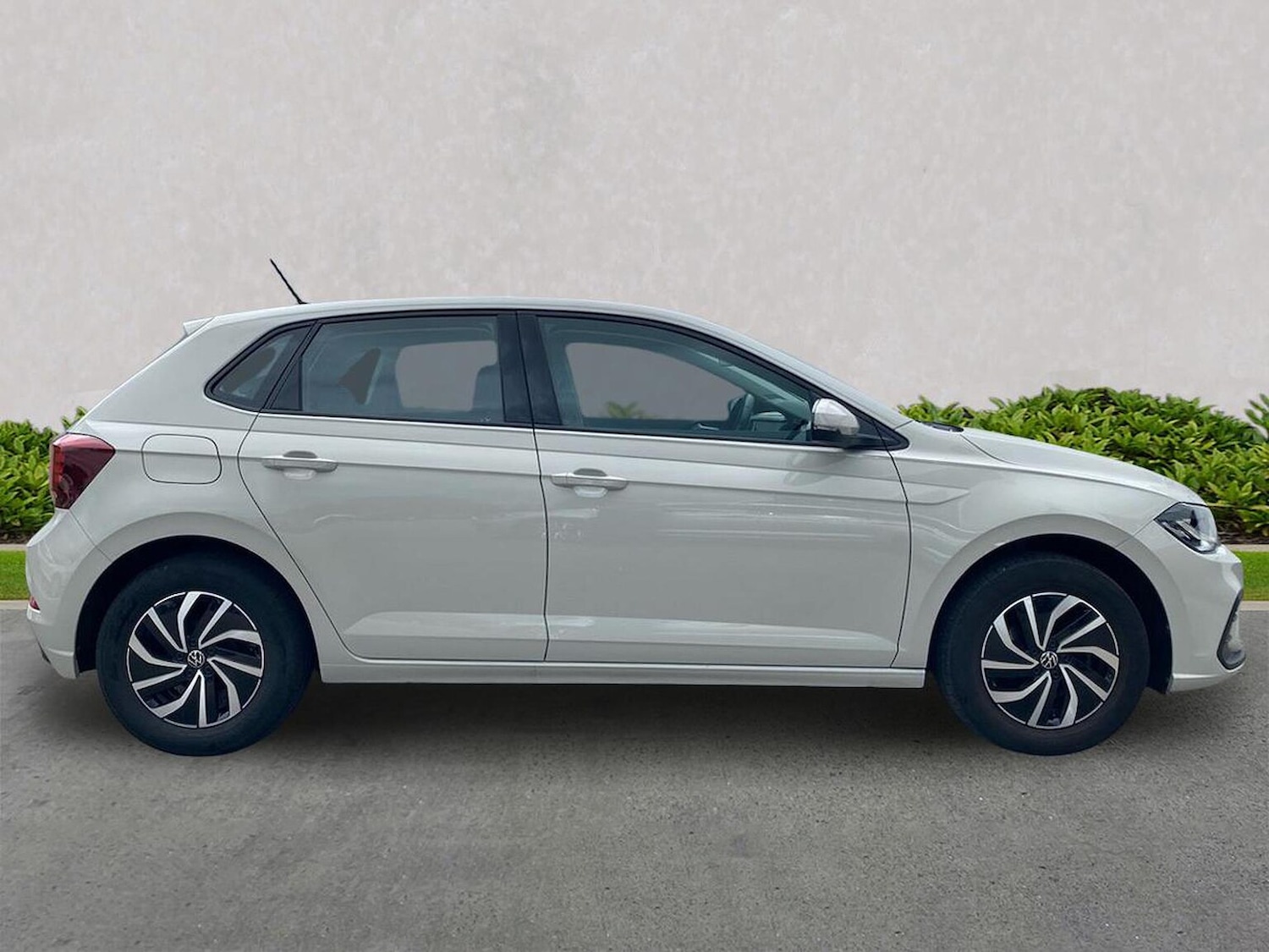 Used Volkswagen Polo 2024 for sale - 75956876: Photo 3
