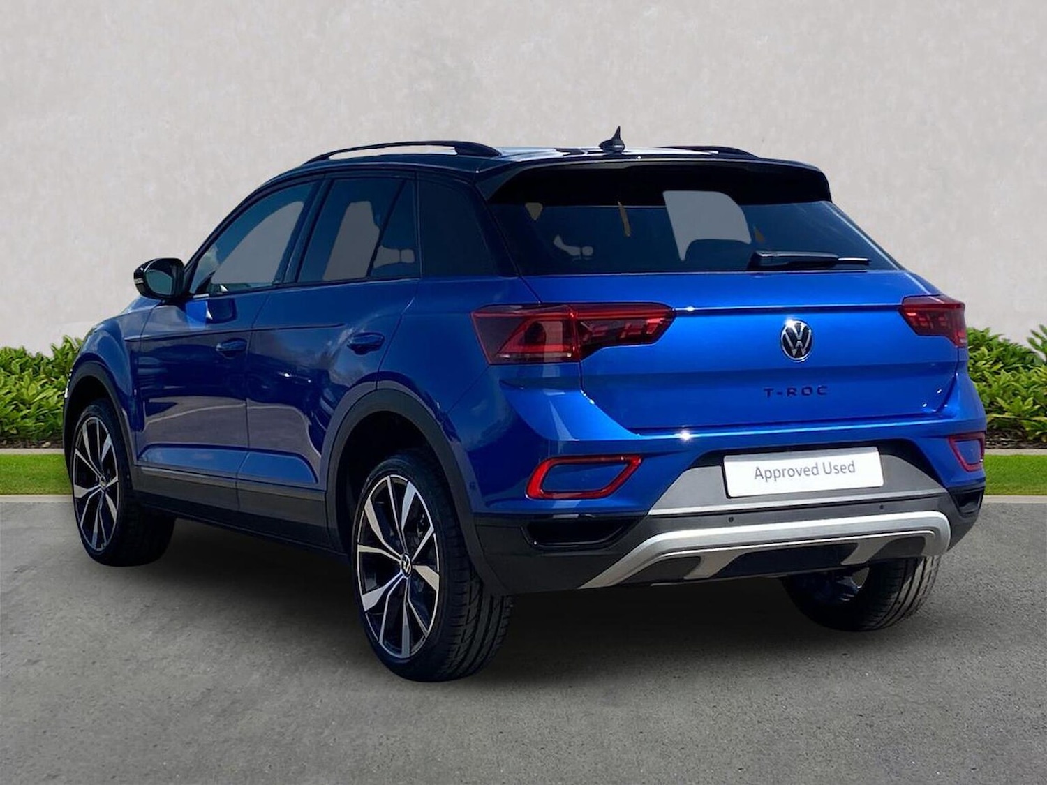 Used Volkswagen T-Roc 2026 for sale - 78195955: Photo 2