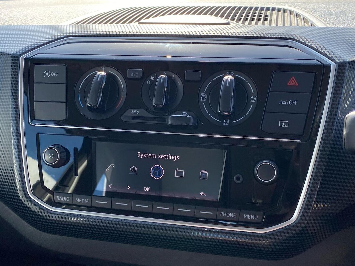 Used Volkswagen up! 2022 for sale - 78195952: Photo 11