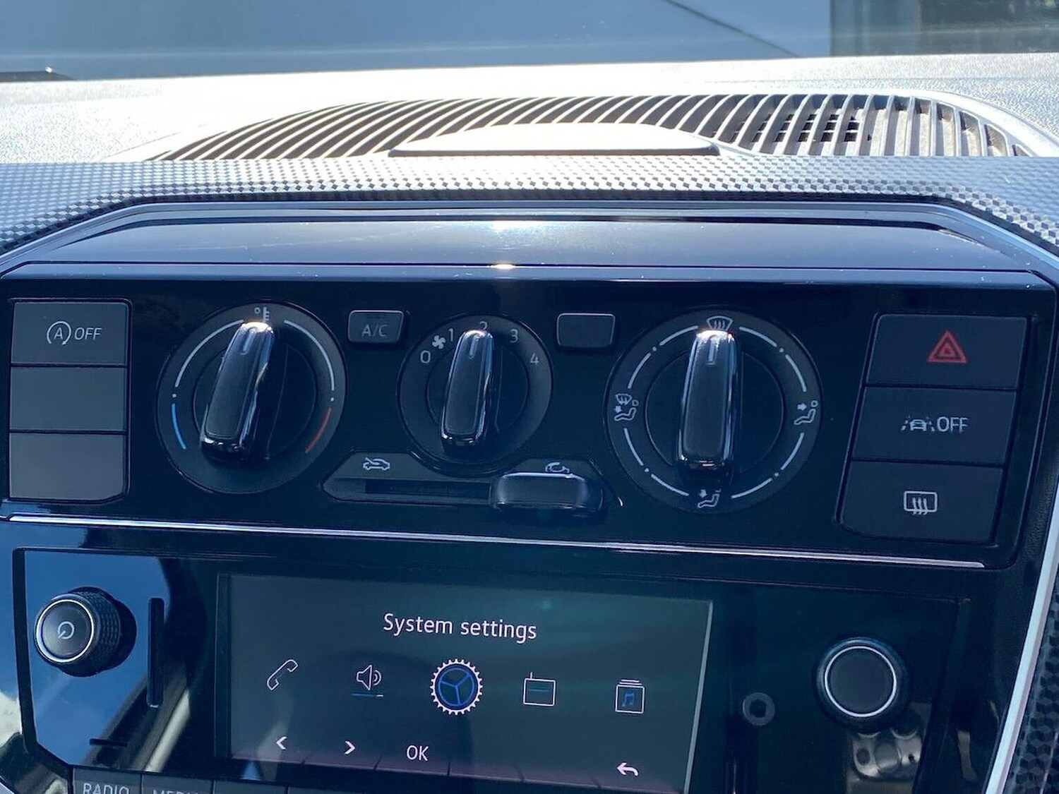 Used Volkswagen up! 2022 for sale - 78195952: Photo 12