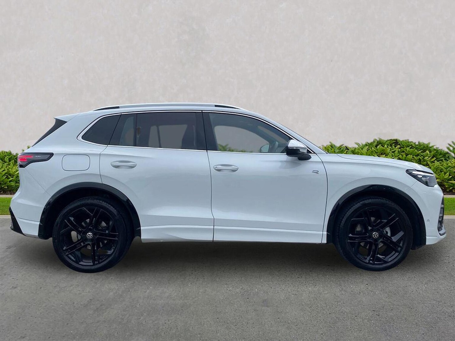 Used Volkswagen Tiguan 2025 for sale - 77488133: Photo 3