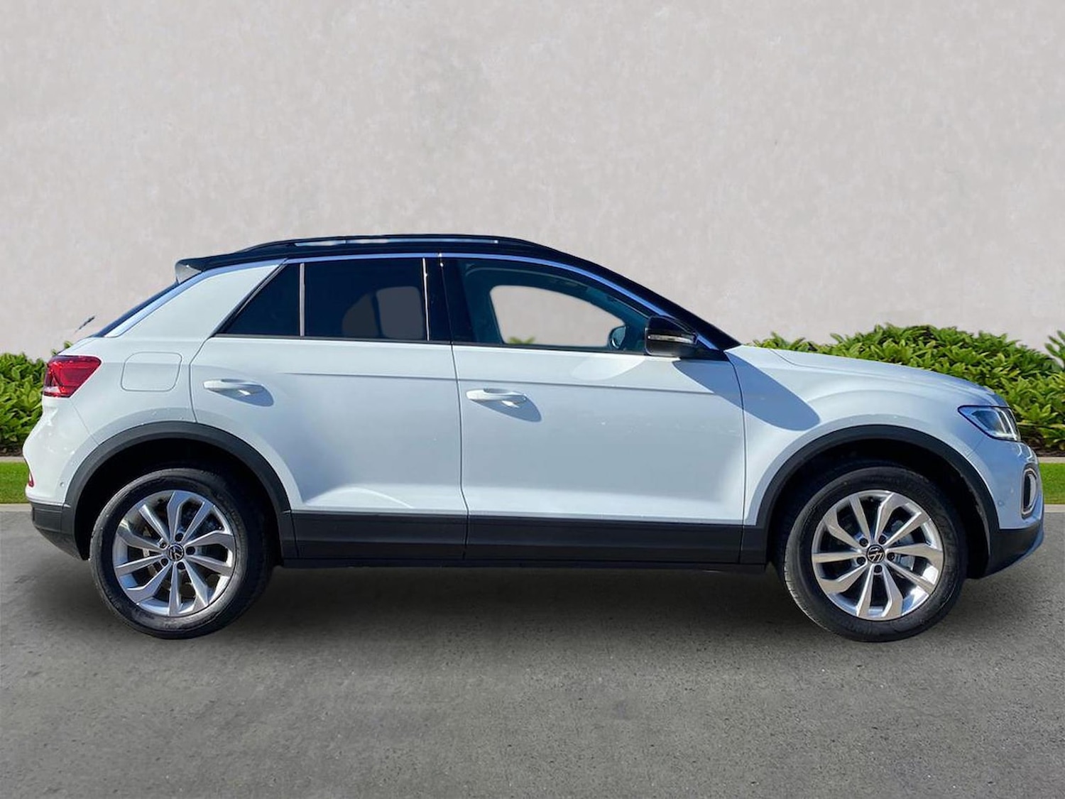 Used Volkswagen T-Roc 2026 for sale - 78195966: Photo 3