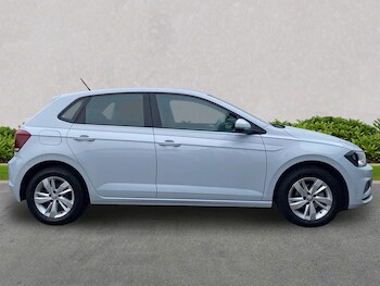 Used Volkswagen Polo 2019 for sale - 78698608: Photo