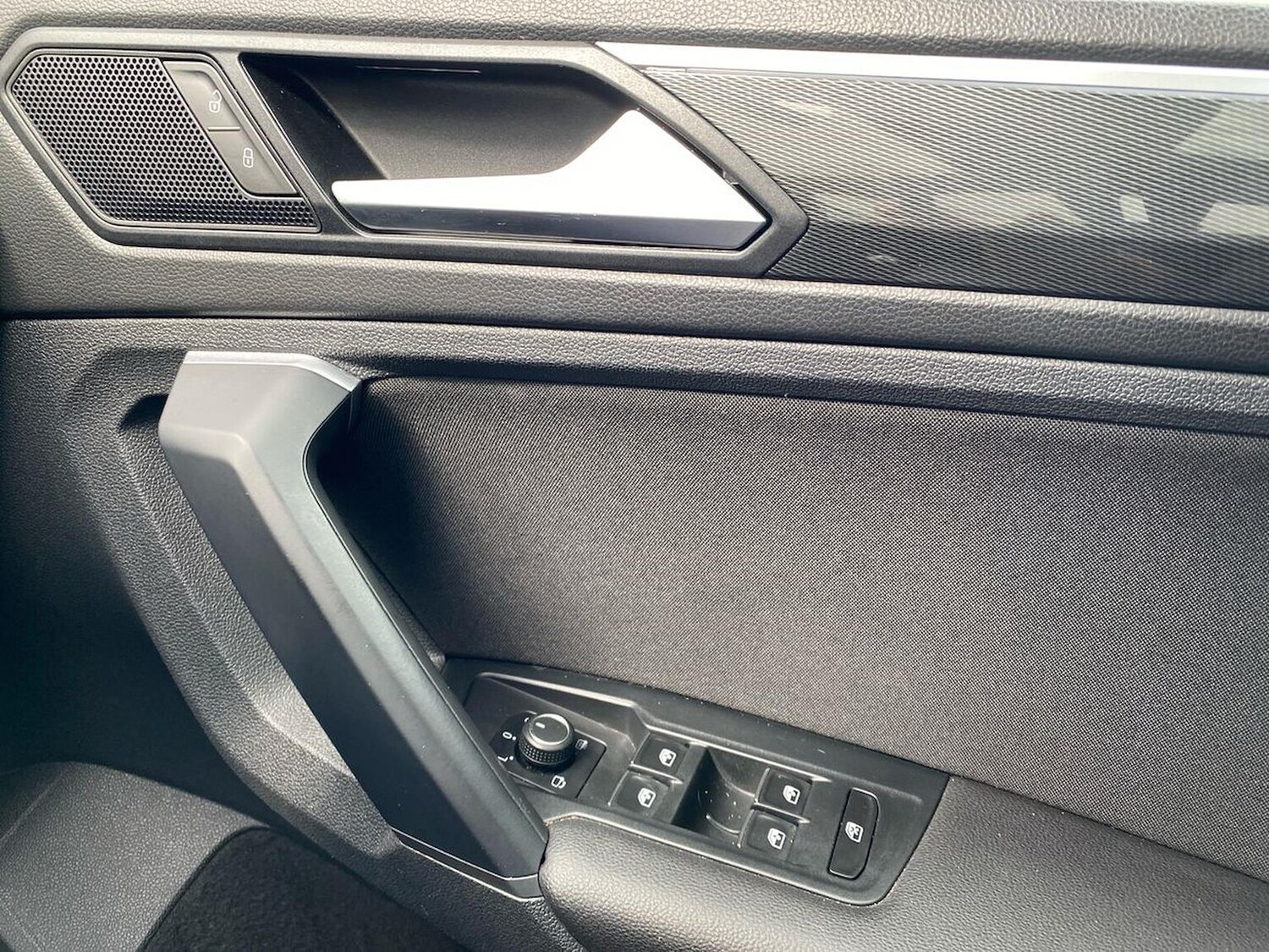 Used Volkswagen Tiguan 2019 for sale - 75956436: Photo 21