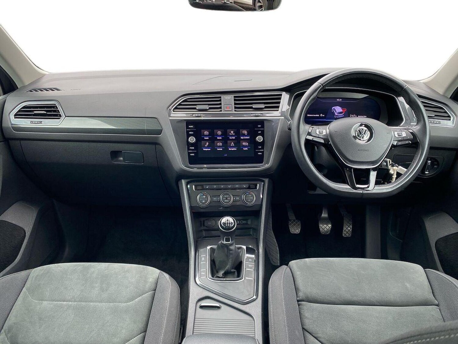 Used Volkswagen Tiguan 2019 for sale - 75956436: Photo 8