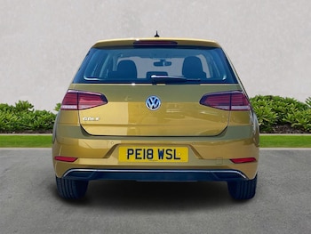 Used Volkswagen Golf 2018 for sale - 79060294: Photo