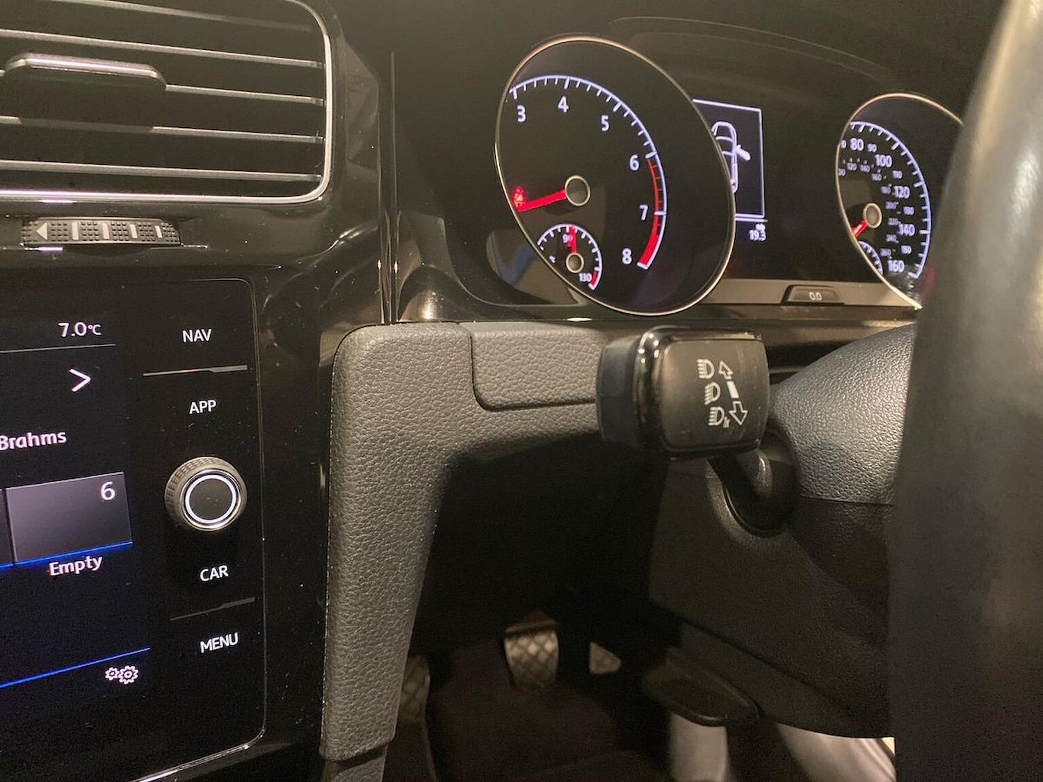 Used Volkswagen Golf 2018 for sale - 77796967: Photo 28