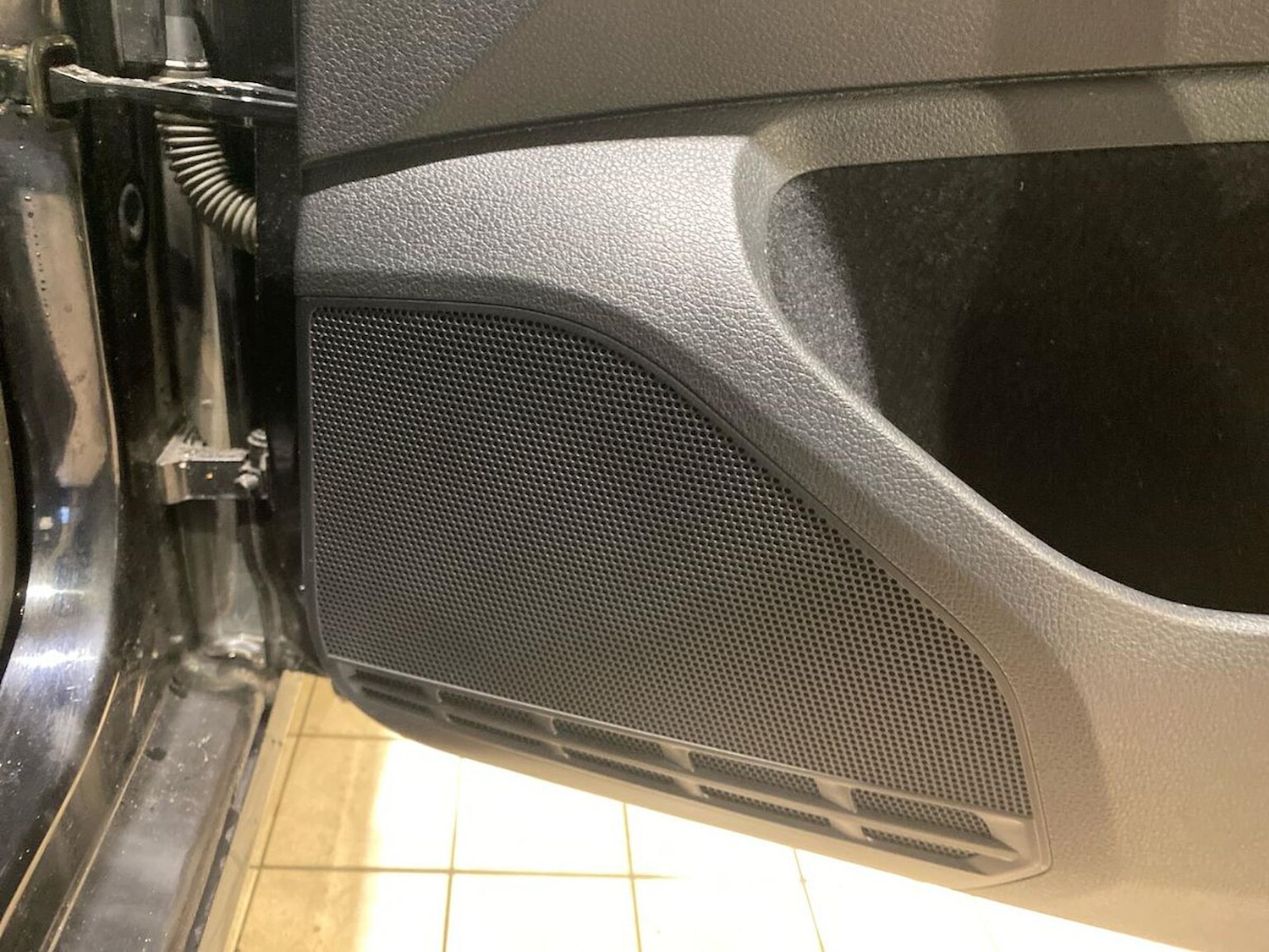 Used Volkswagen Golf 2018 for sale - 77796967: Photo 31