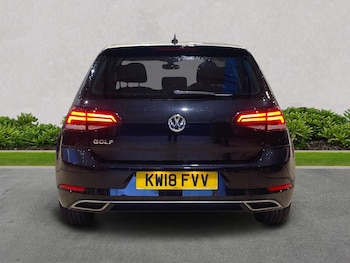 Used Volkswagen Golf 2018 for sale - 77796967: Photo