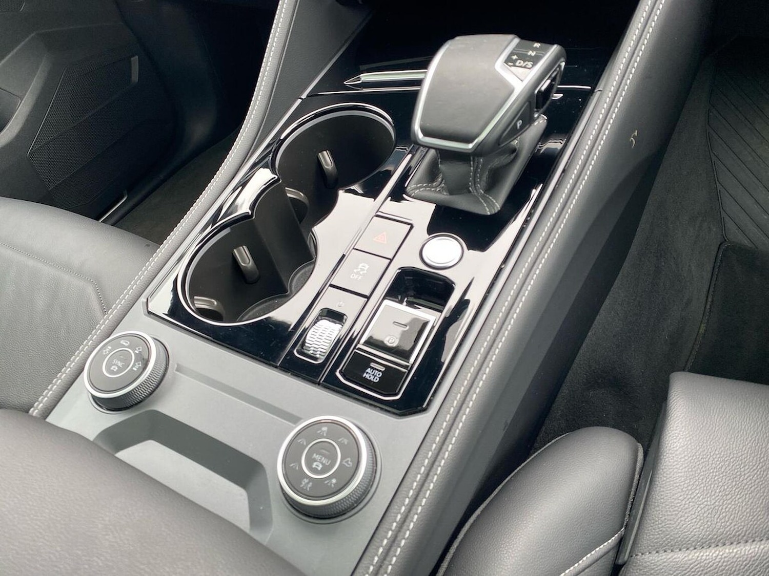 Used Volkswagen Touareg 2025 for sale - 78039288: Photo 13