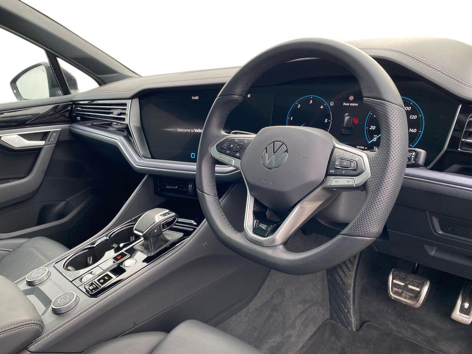 Used Volkswagen Touareg 2025 for sale - 78039288: Photo 15