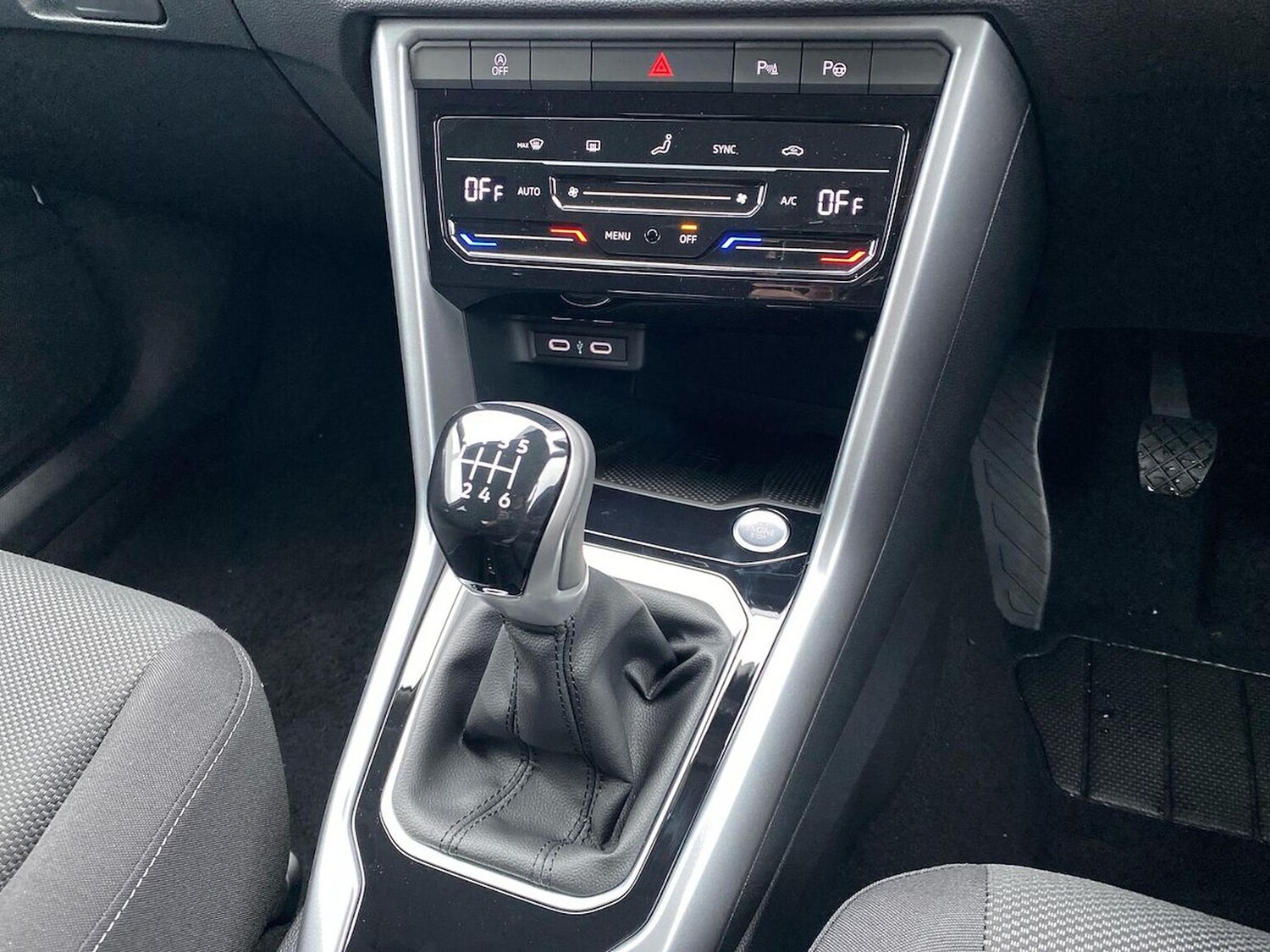 Used Volkswagen T-Roc 2025 for sale - 76127149: Photo 13