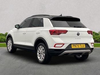 Used Volkswagen T-Roc 2025 for sale - 76127149: Photo