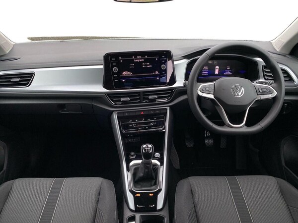 Used Volkswagen T-Roc 2025 for sale - 76127149: Photo 8