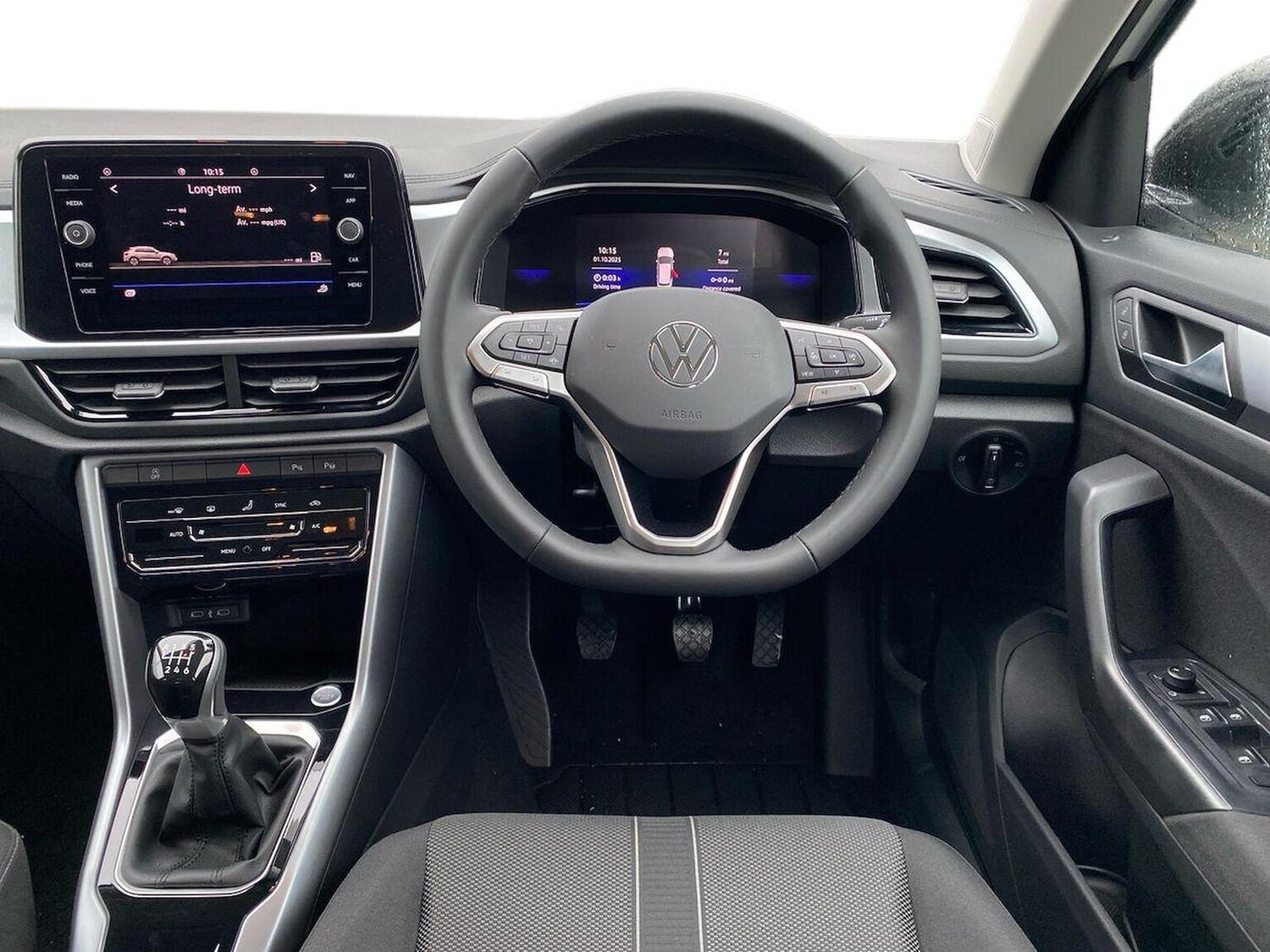 Used Volkswagen T-Roc 2025 for sale - 76127149: Photo 9