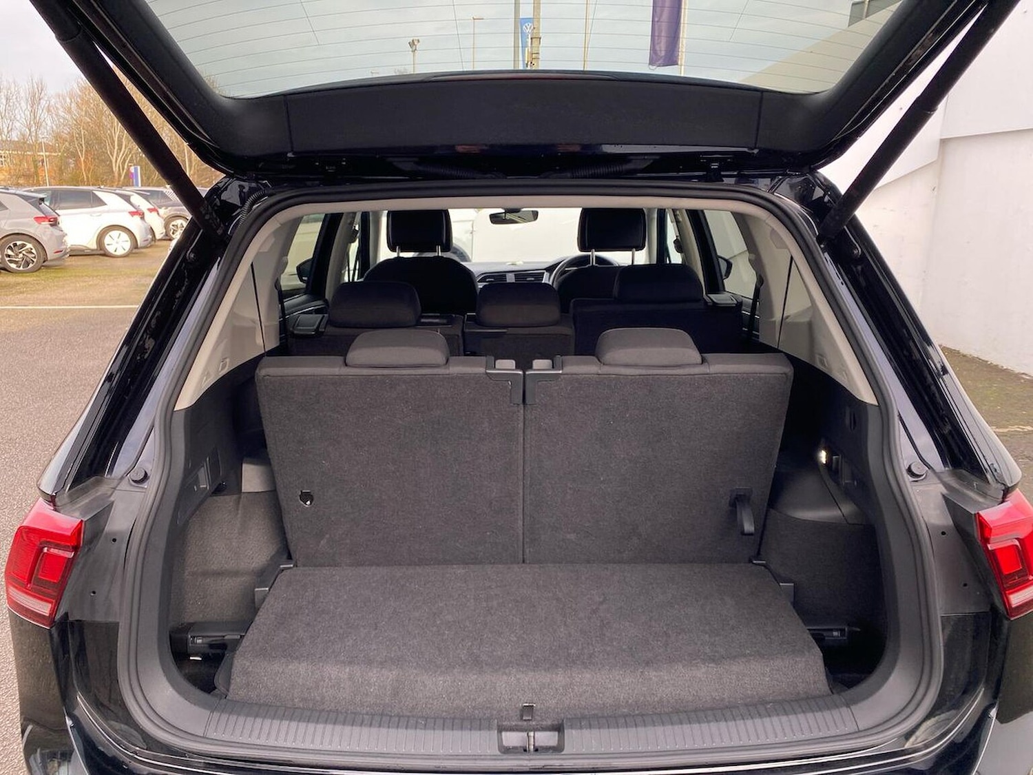 Used Volkswagen Tiguan Allspace 2024 for sale - 77603715: Photo 17