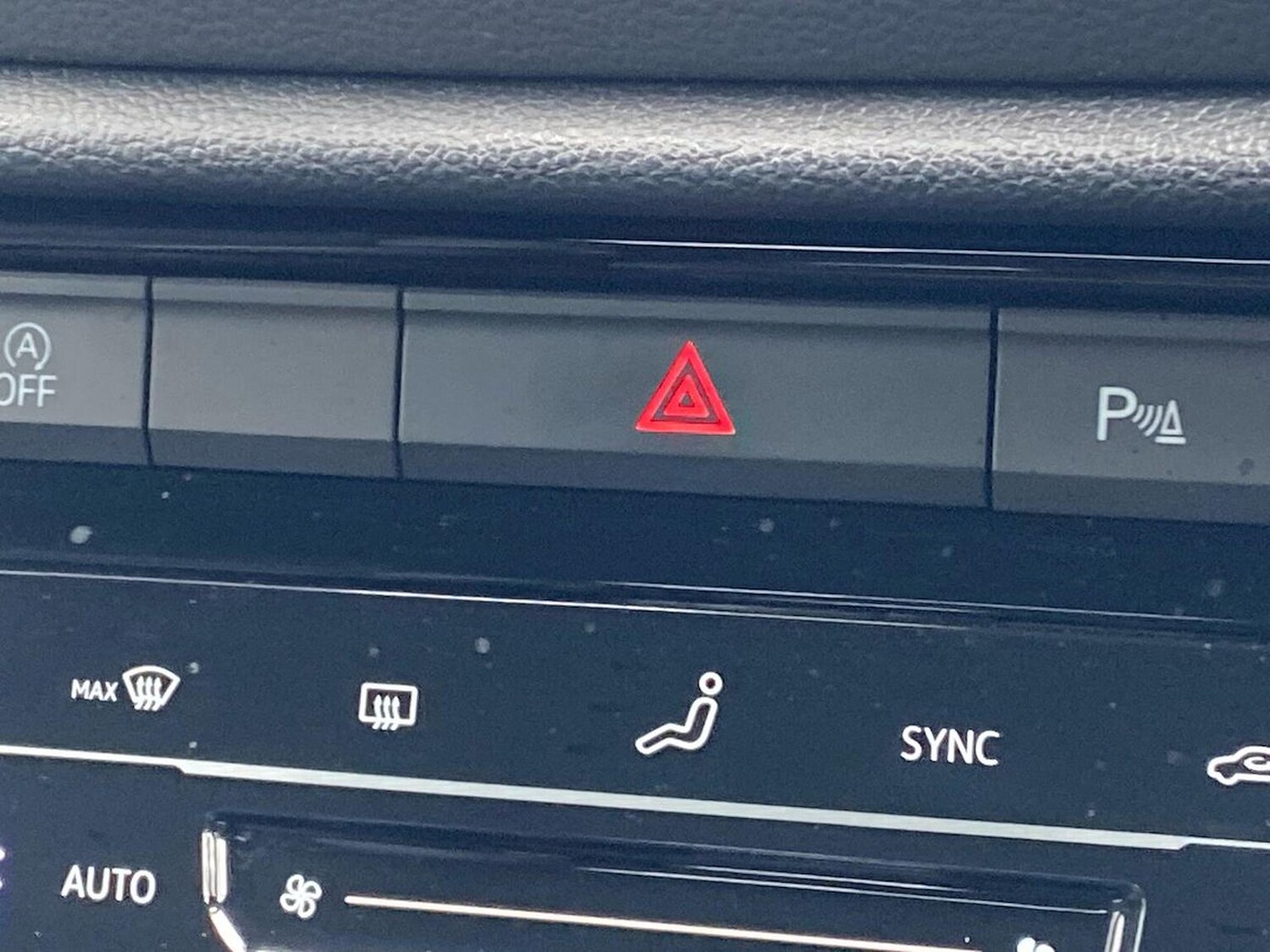 Used Volkswagen T-Roc 2025 for sale - 78195913: Photo 22