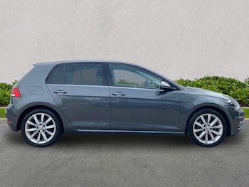 Used Volkswagen Golf 2018 for sale - 79017773: Photo