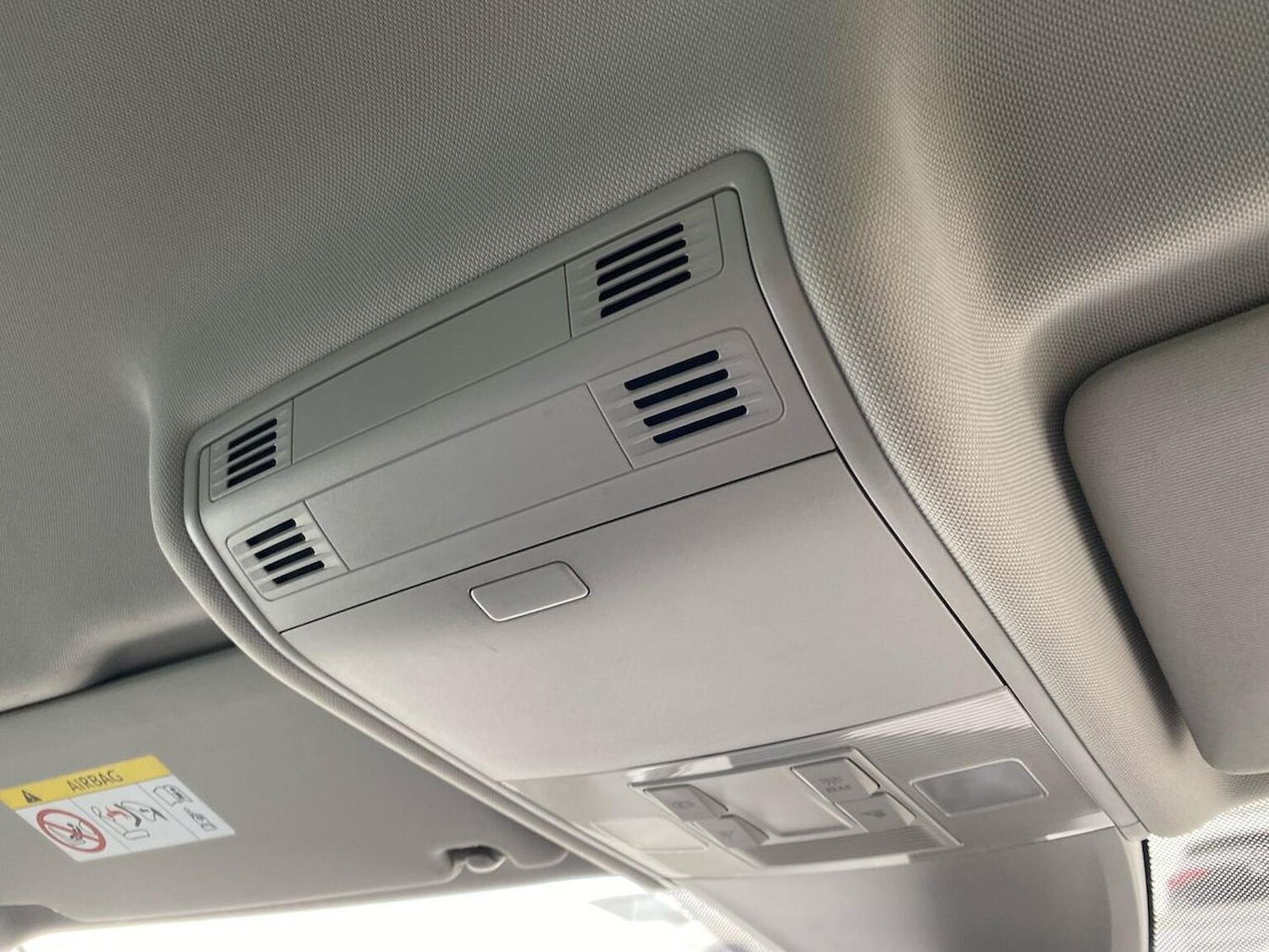 Used Volkswagen Tiguan 2018 for sale - 76461841: Photo 14