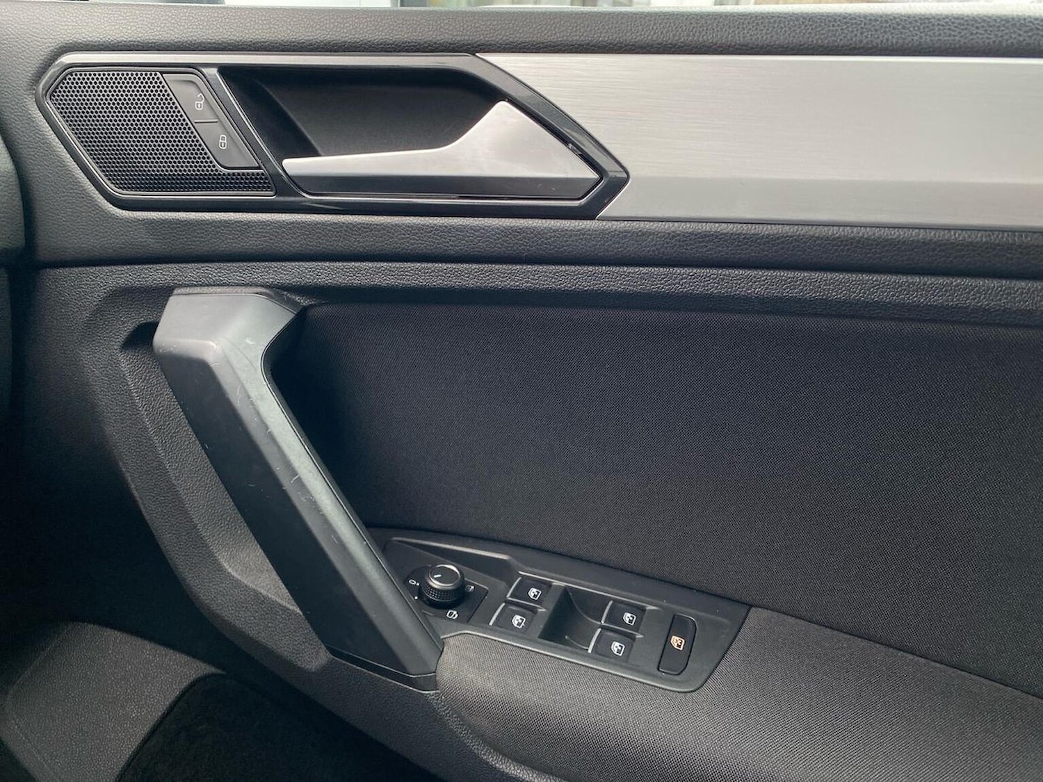 Used Volkswagen Tiguan 2018 for sale - 76461841: Photo 21