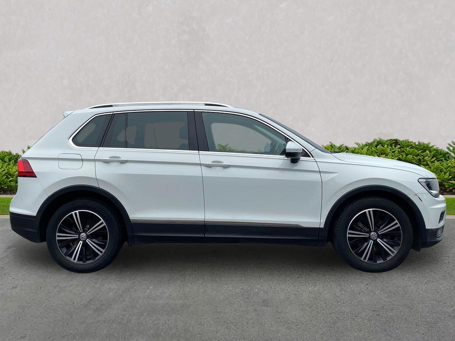 Used Volkswagen Tiguan 2018 for sale - 76461841: Photo 3