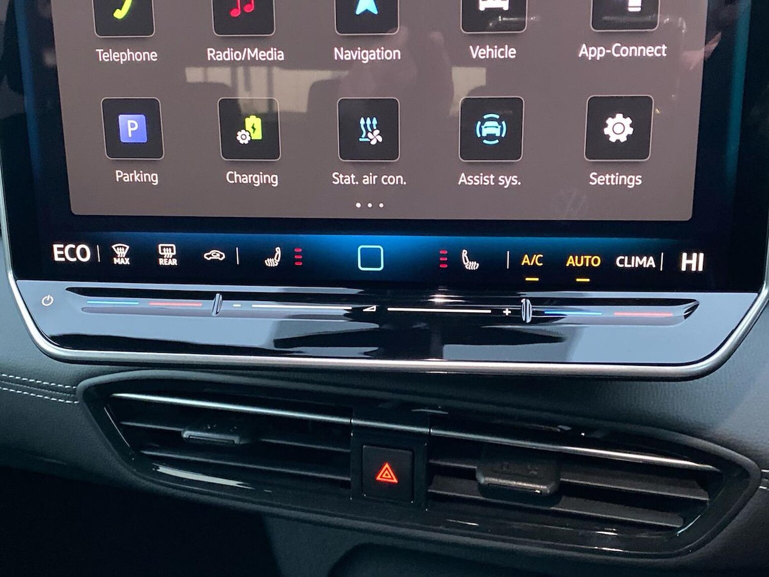 Used Volkswagen ID.3 2025 for sale - 76725943: Photo 12