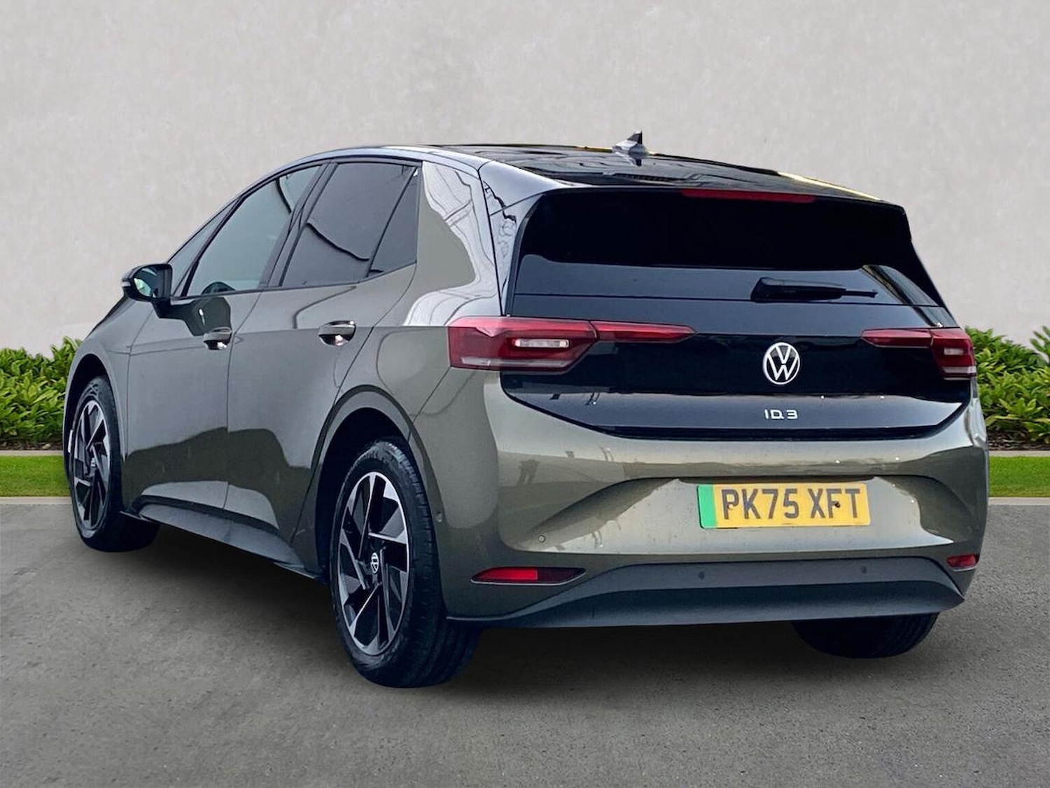 Used Volkswagen ID.3 2025 for sale - 76725943: Photo 2