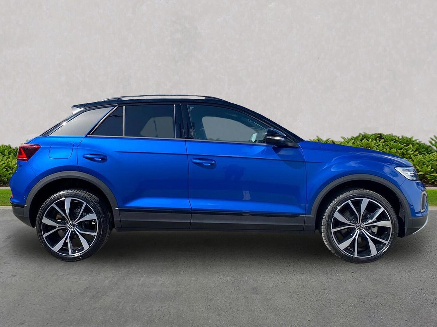 Used Volkswagen T-Roc 2026 for sale - 78195954: Photo 3