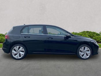 Used Volkswagen Golf 2025 for sale - 79507656: Photo