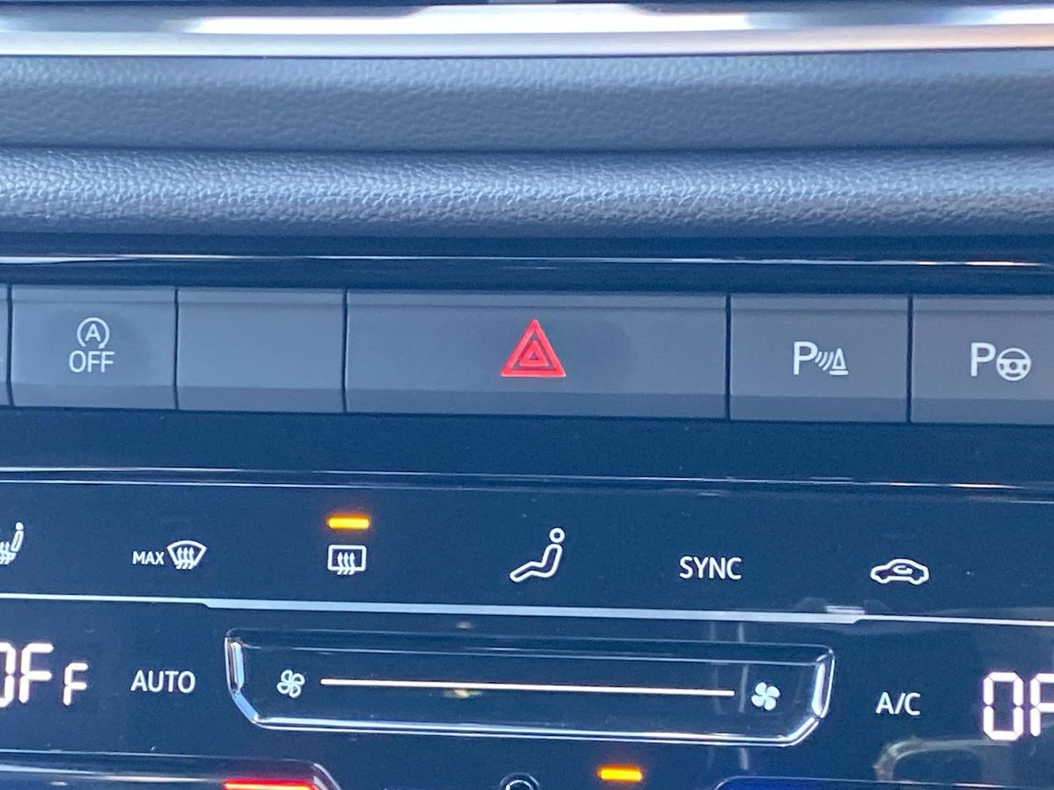 Used Volkswagen T-Roc 2025 for sale - 78176509: Photo 22