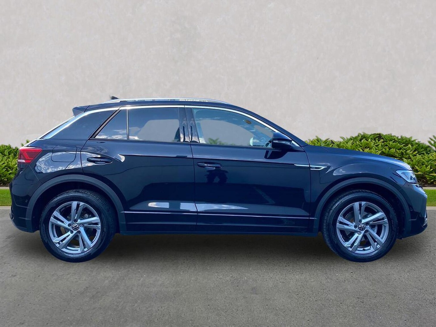 Used Volkswagen T-Roc 2025 for sale - 78176509: Photo 3