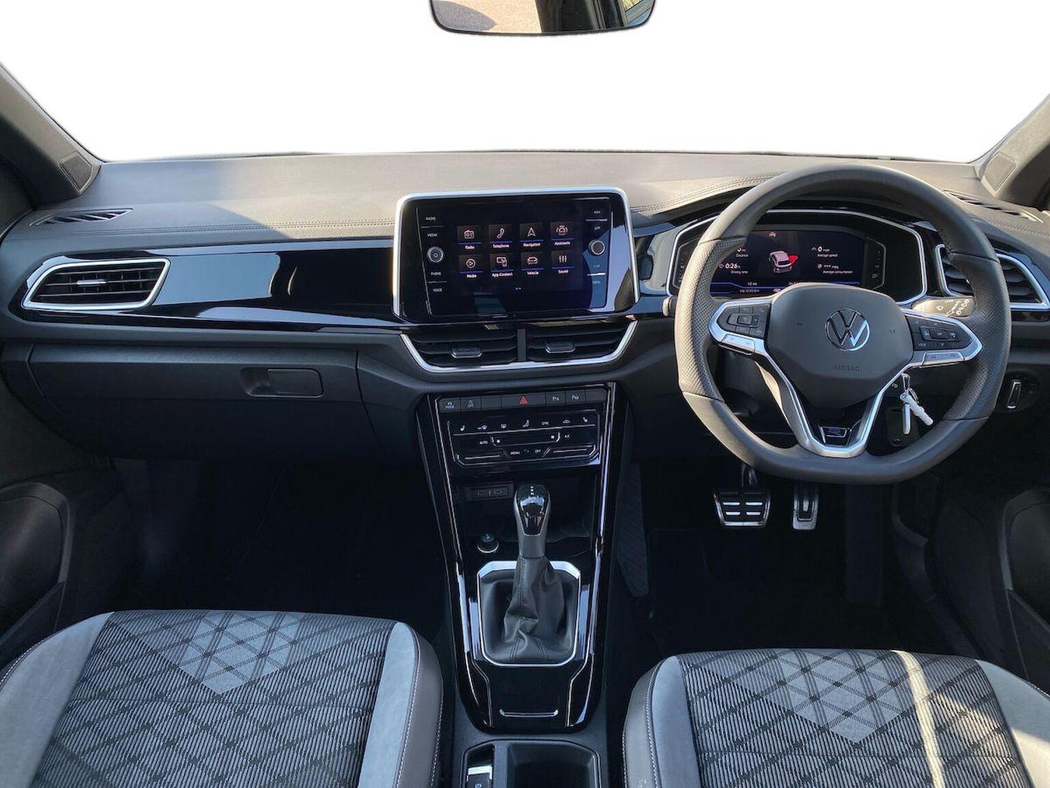 Used Volkswagen T-Roc 2025 for sale - 78176509: Photo 8