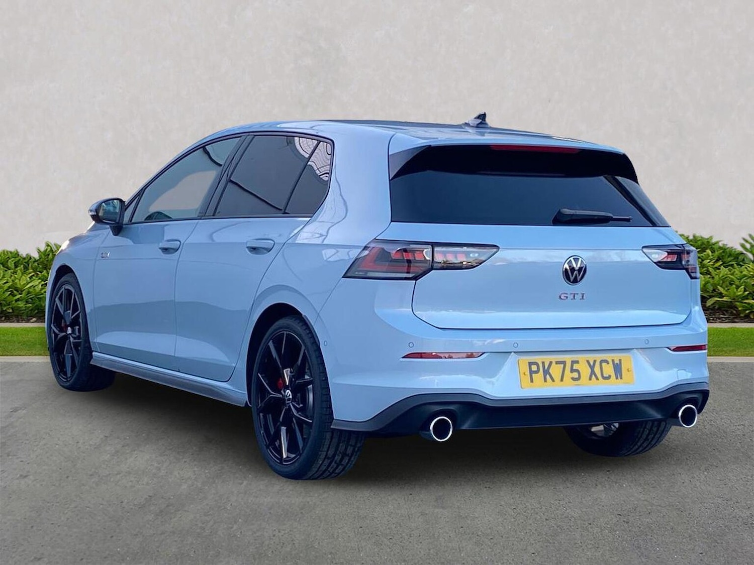 Used Volkswagen Golf 2025 for sale - 76725939: Photo 2