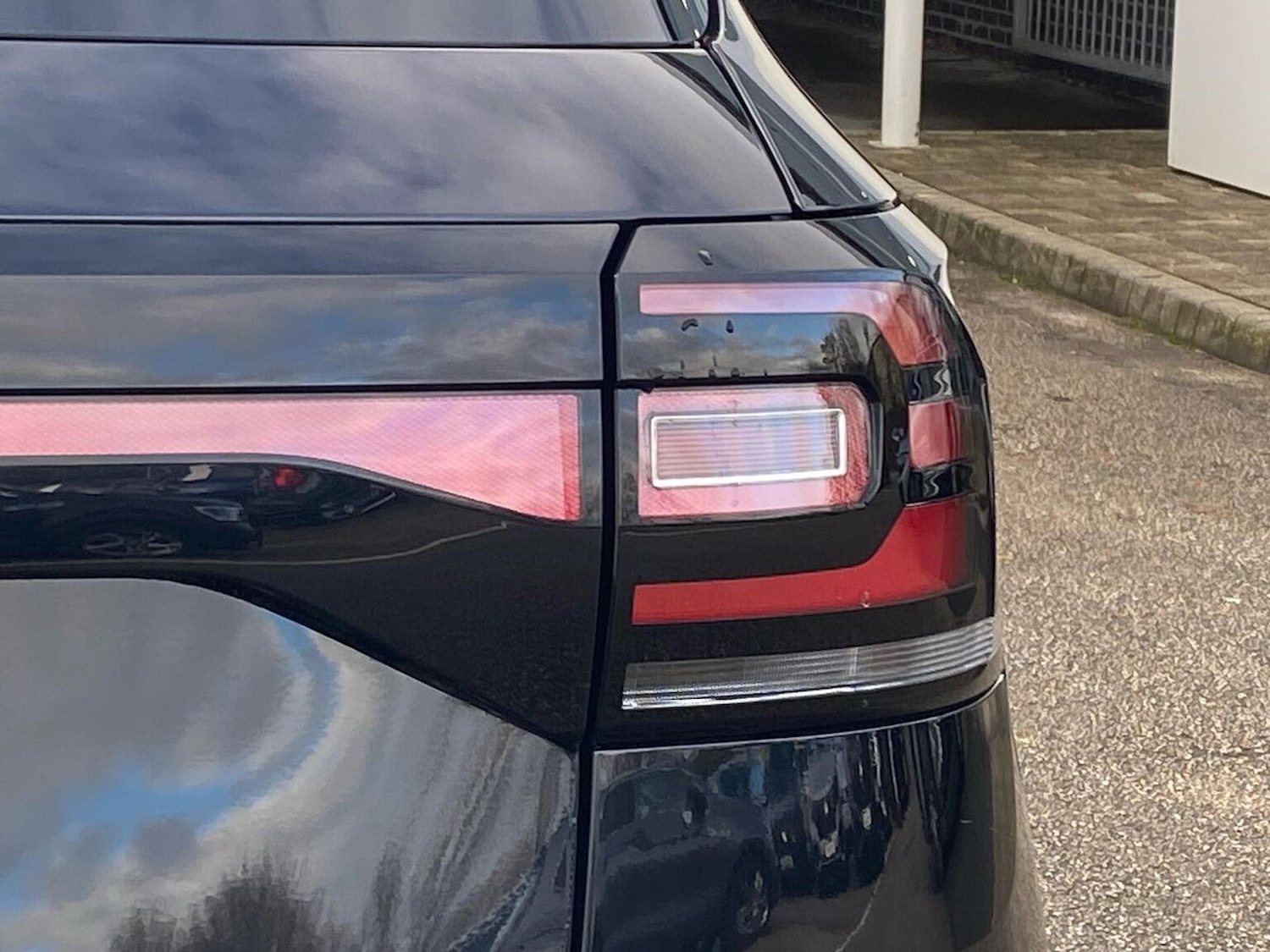 Used Volkswagen T-Cross 2023 for sale - 76464670: Photo 32