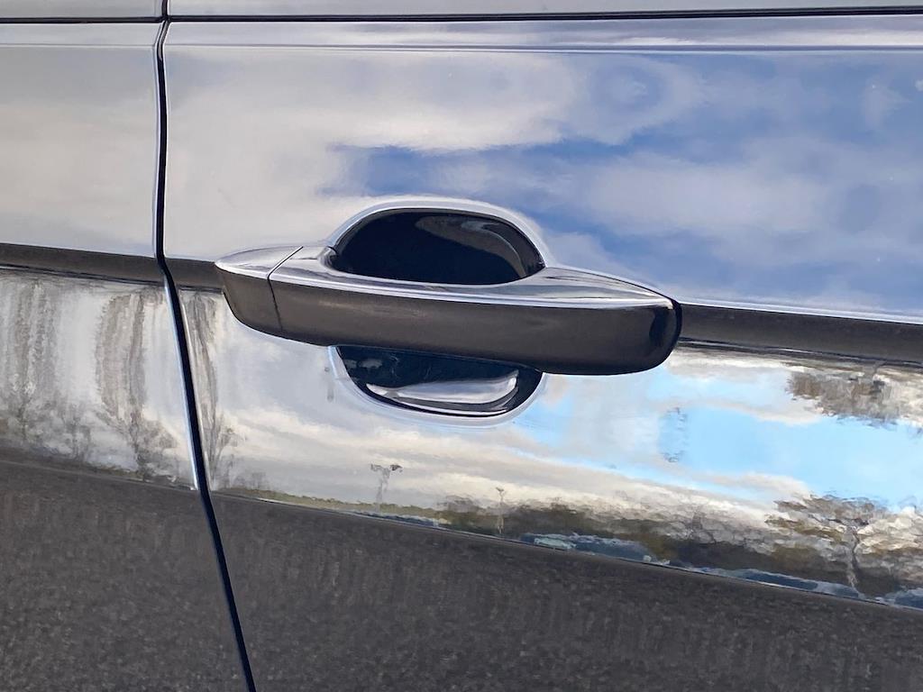 Used Volkswagen T-Cross 2023 for sale - 76464670: Photo 35