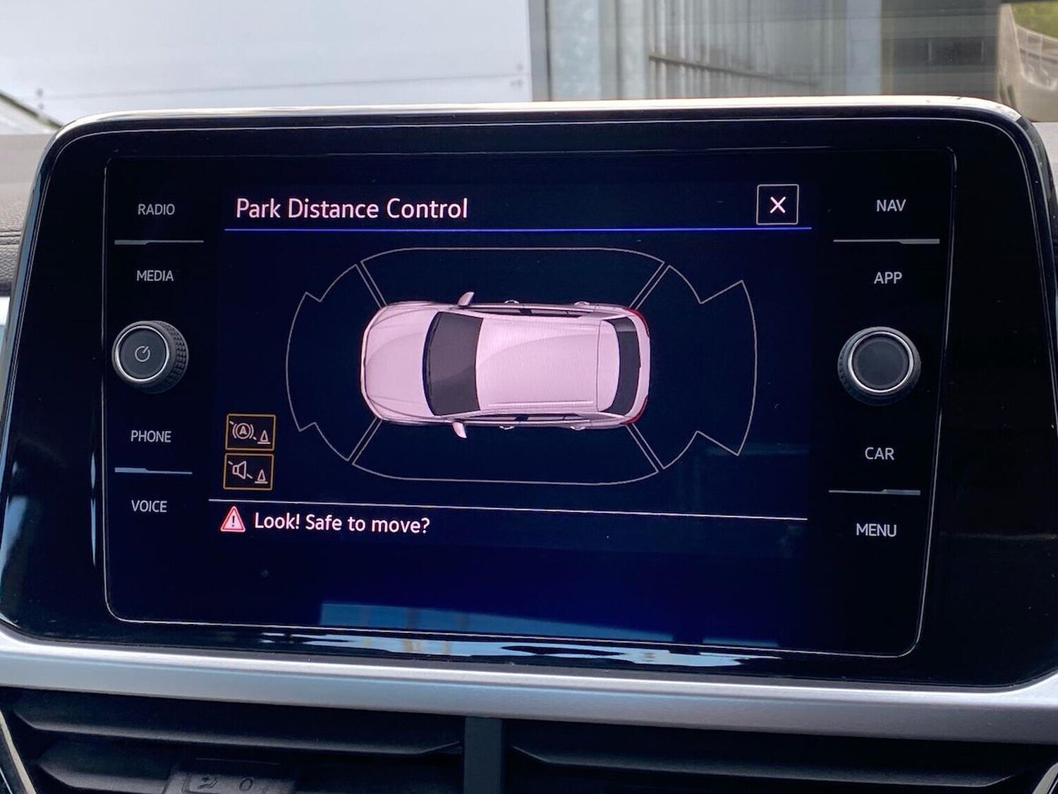 Used Volkswagen T-Roc 2023 for sale - 78195937: Photo 23