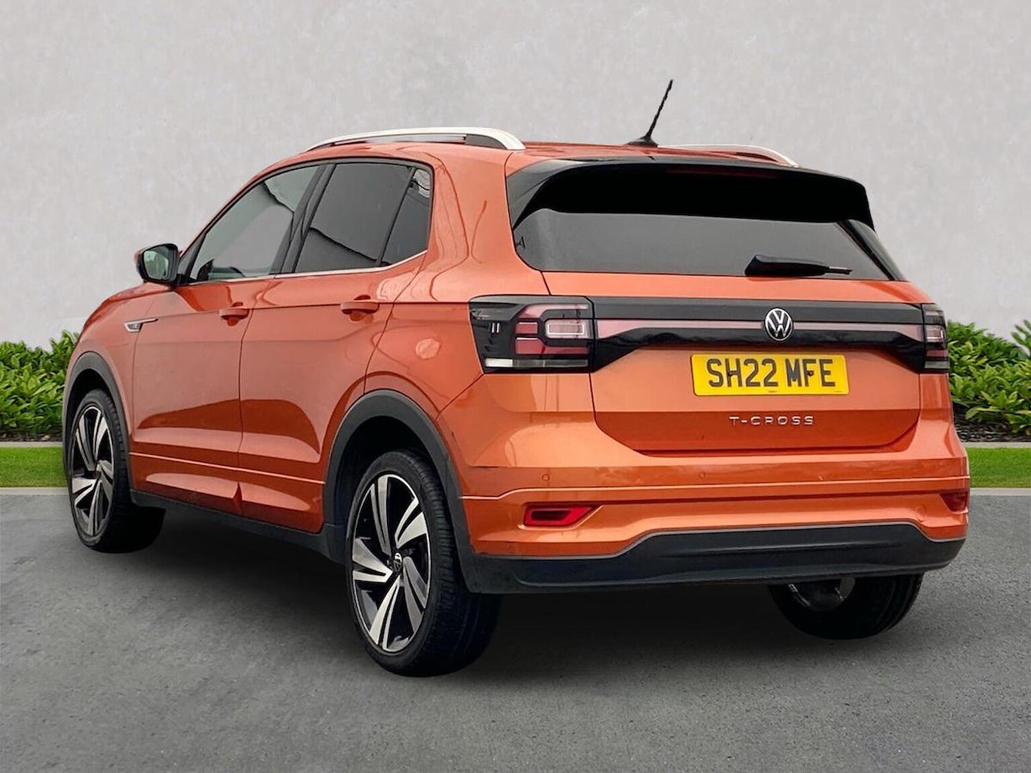 Used Volkswagen T-Cross 2022 for sale - 76450531: Photo 2