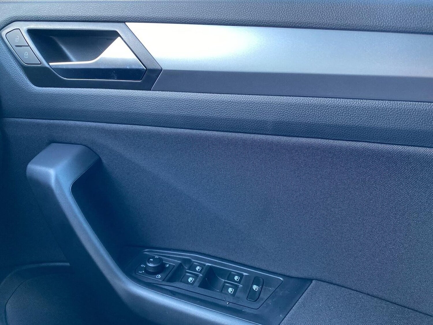 Used Volkswagen T-Roc 2025 for sale - 77488130: Photo 21