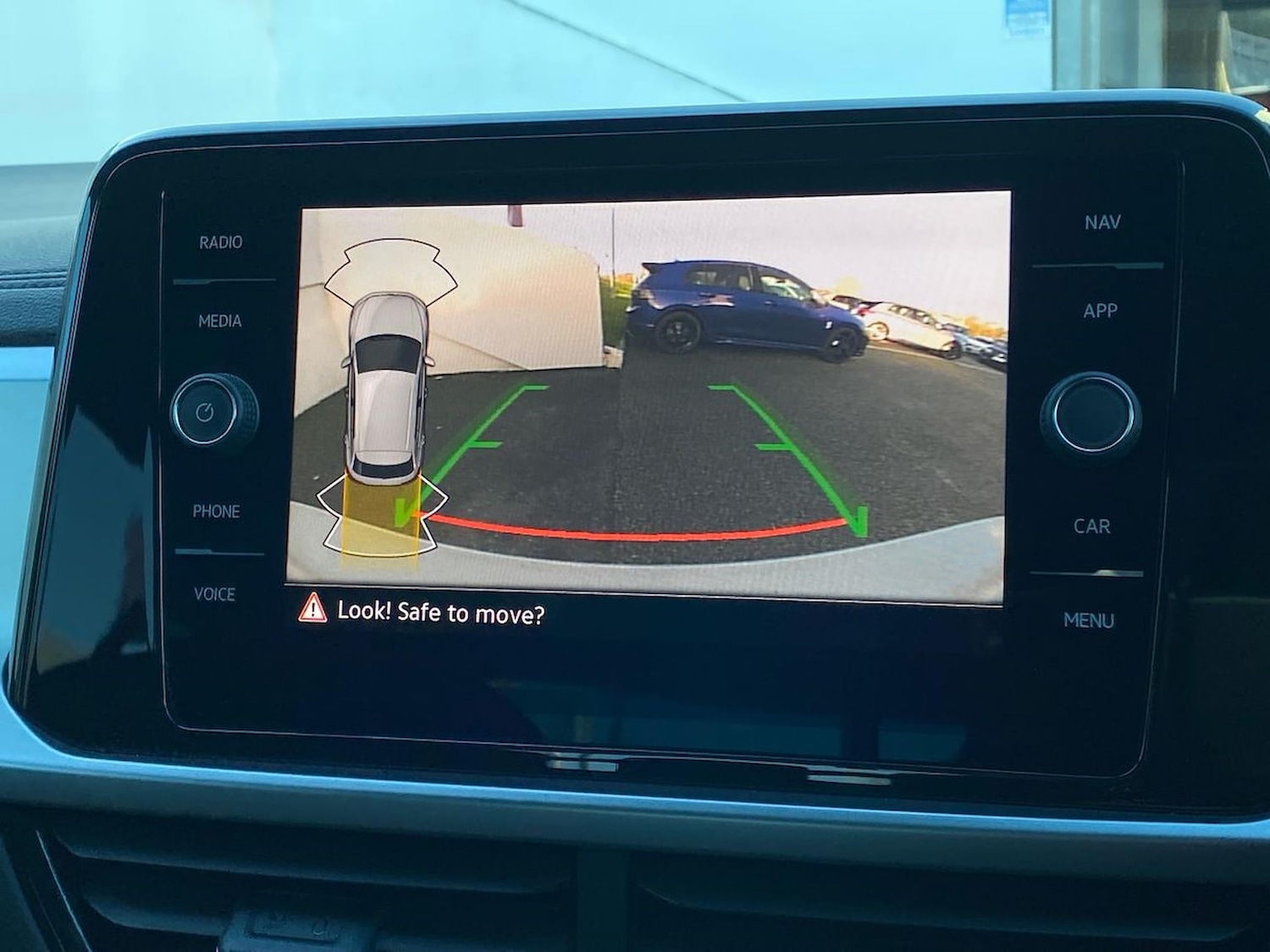 Used Volkswagen T-Roc 2025 for sale - 77488130: Photo 23