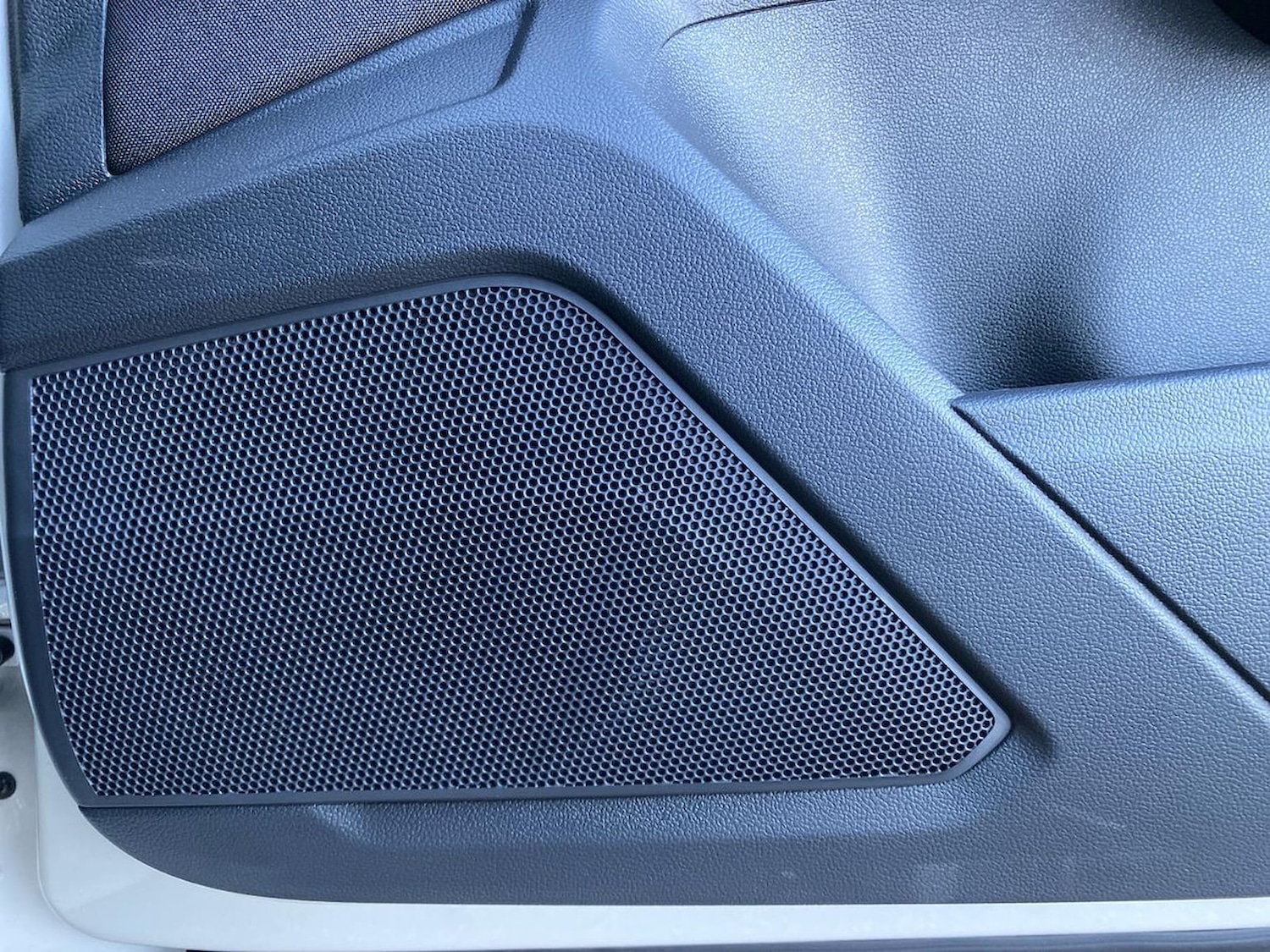 Used Volkswagen T-Roc 2025 for sale - 77488130: Photo 30